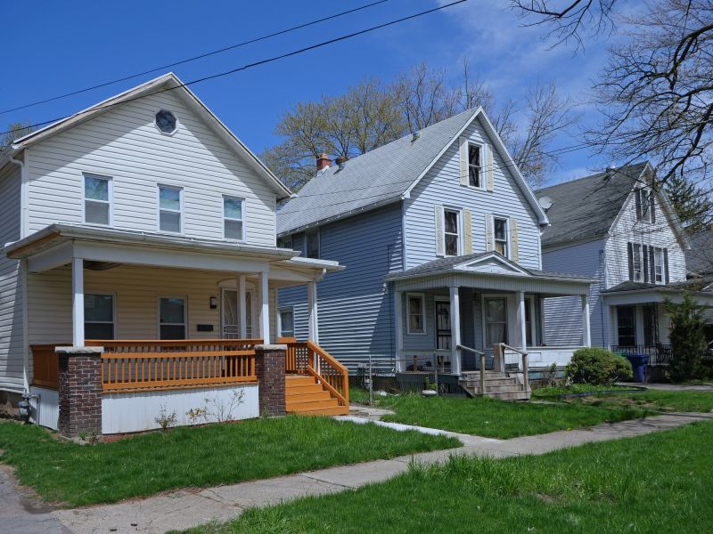 Home with Aluminum Siding